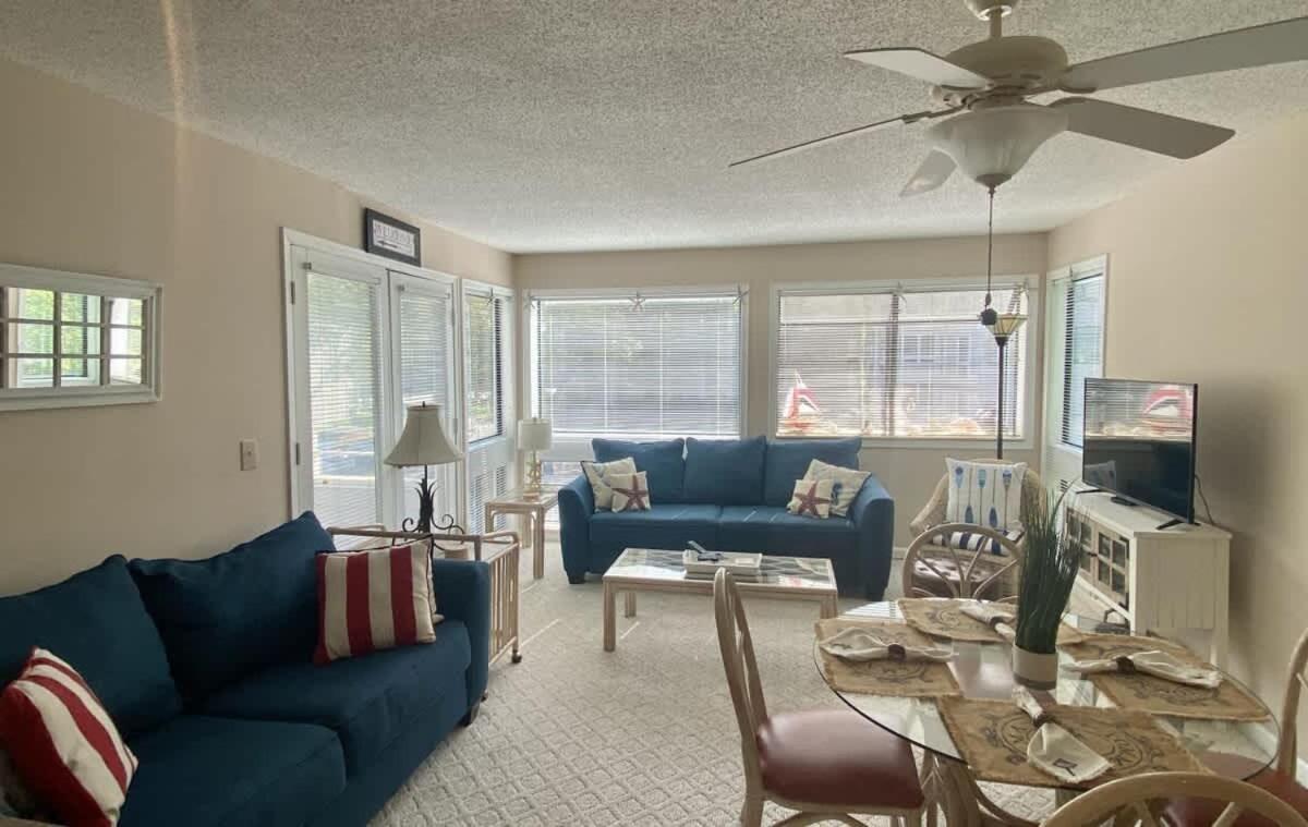 2Br Shore Dr Area: Queen: Pool: Grill: Beach: Ocean Annie'S: M28 Myrtle Beach Bagian luar foto